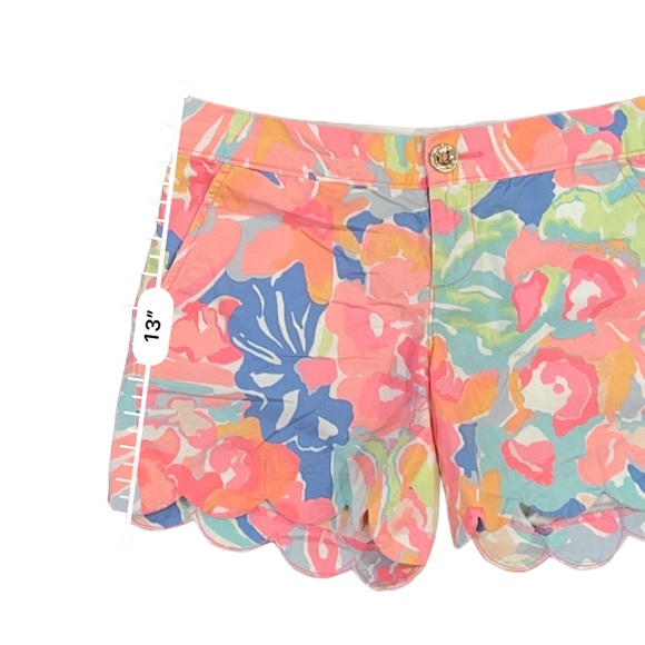 Lilly Pulitzer Buttercup Scallop Shorts - Size 0 - Picture 3 of 7